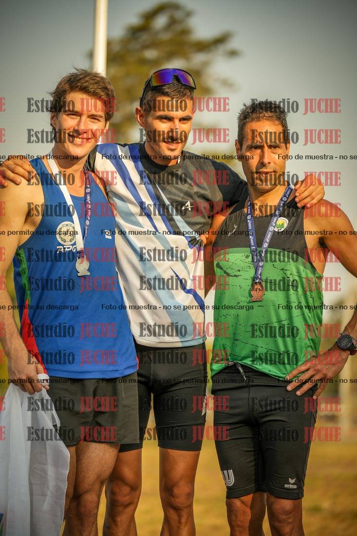 Fotos de algunos podios y extras del torneo