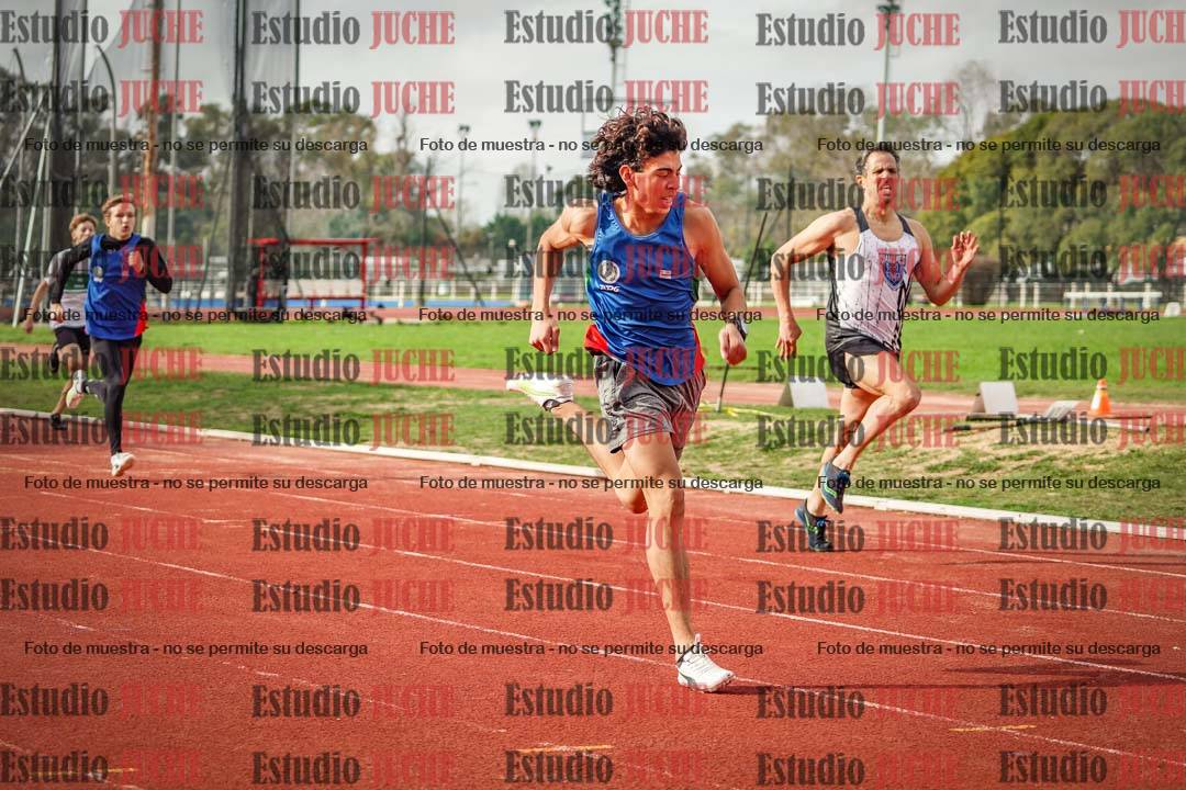 Fotos de los 400 m llanos de varones