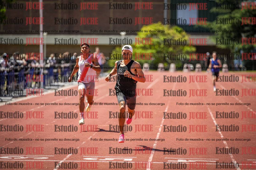 Fotos de los 400 m llanos de varones