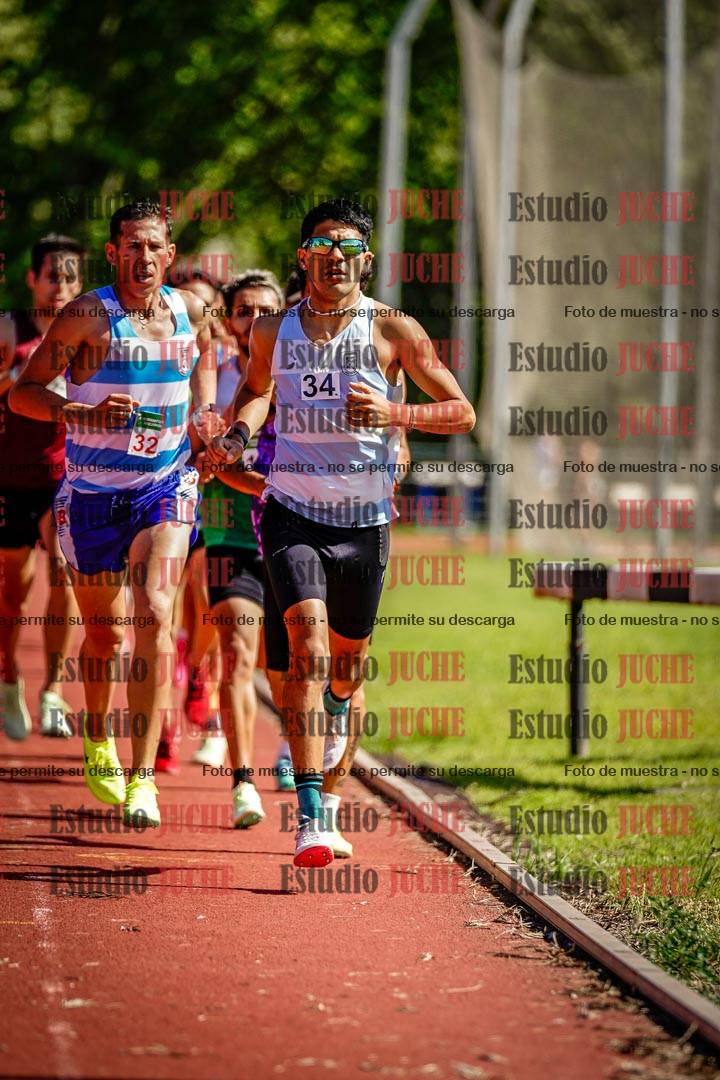 Fotos de los 5000 m llanos de mujeres y varones