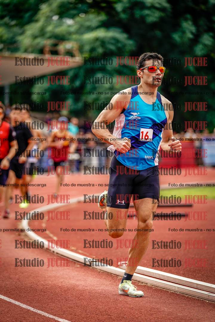 Fotos de los 800 m de varones