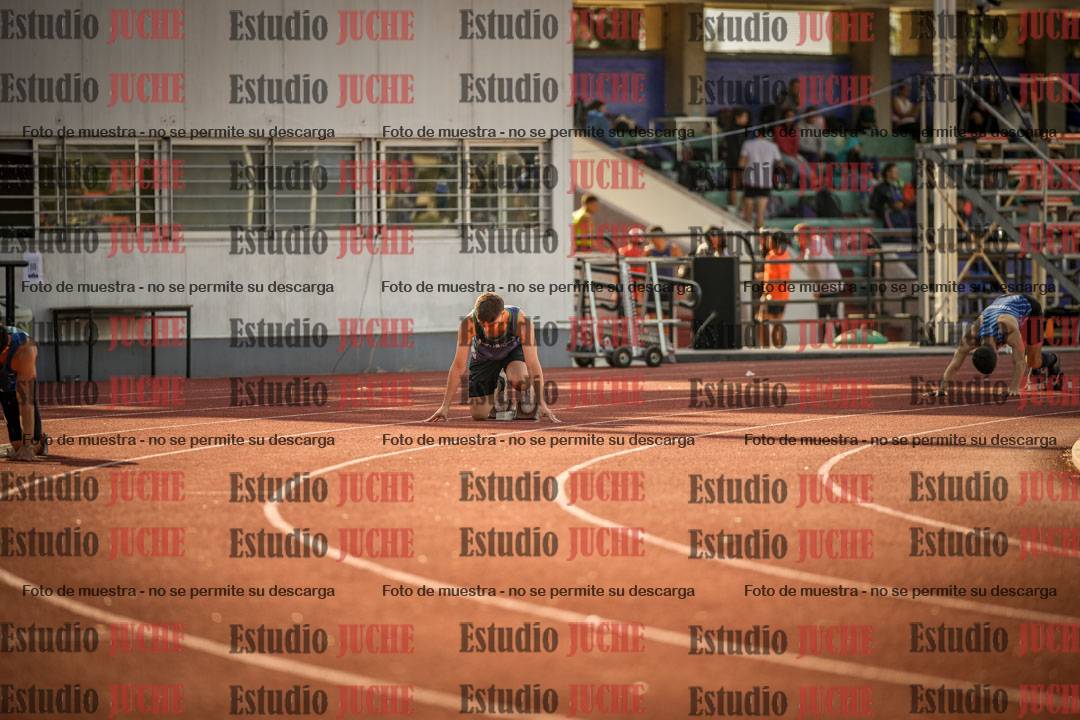 Fotos de los 400 m llanos de varones