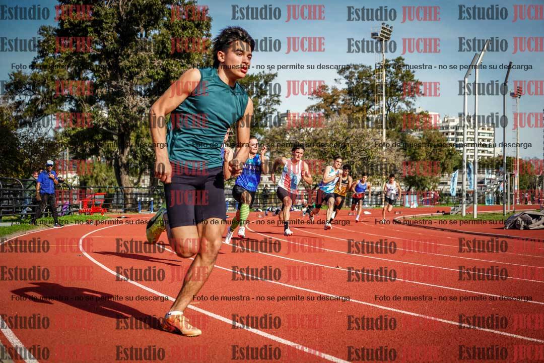 Fotos de los 200 m llanos de varones - FINAL