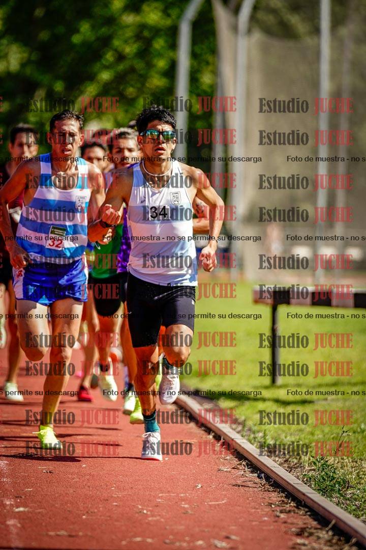 Fotos de los 5000 m llanos de mujeres y varones