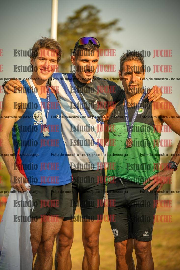 Fotos de algunos podios y extras del torneo