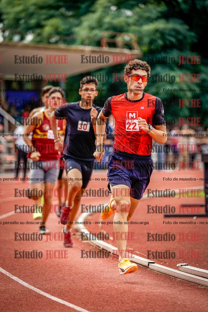 Fotos de los 800 m de varones