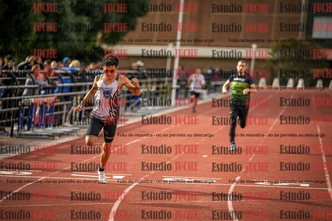 Fotos de los 400 m llanos de varones
