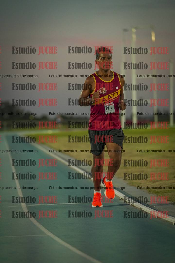 Fotos de los 3000 m llanos de varones