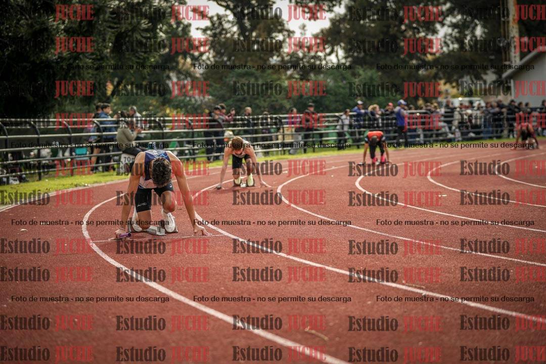 Fotos de las postas 4x400 m llanos de varones