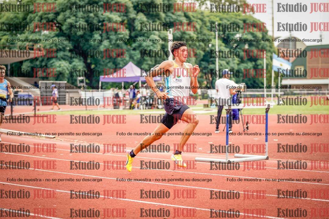 Fotos de los 400 m con vallas de varones