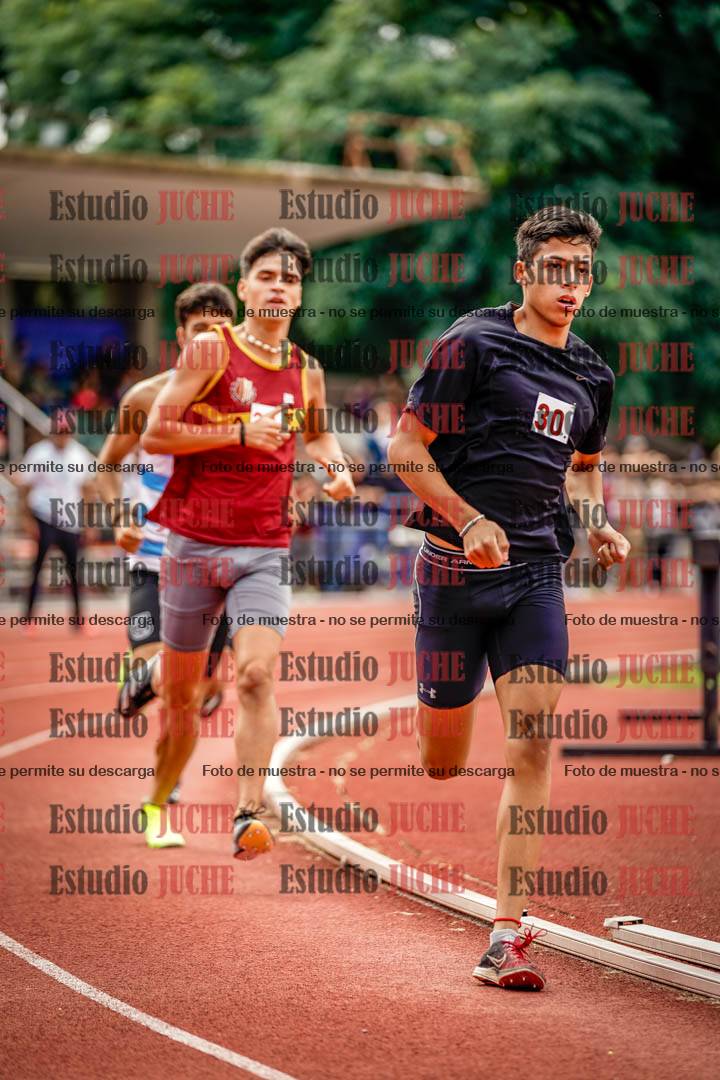 Fotos de los 800 m de varones