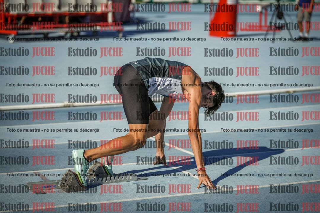 Fotos de los 400 m llanos de varones