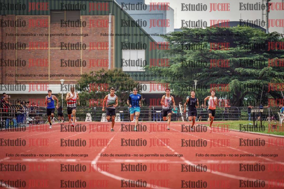 Fotos de los 200 m llanos de varones