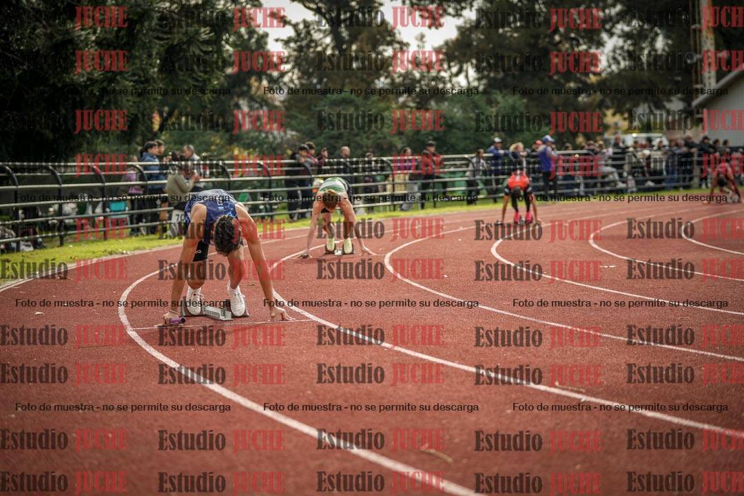Fotos de las postas 4x400 m llanos de varones