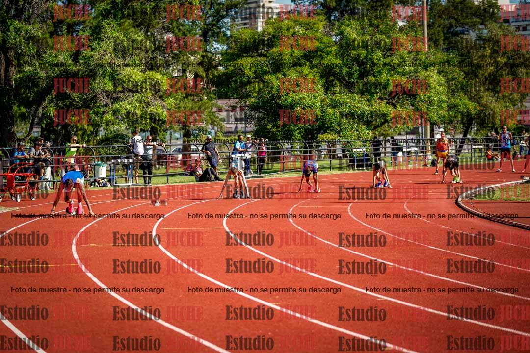 Fotos de los 200 m llanos de varones