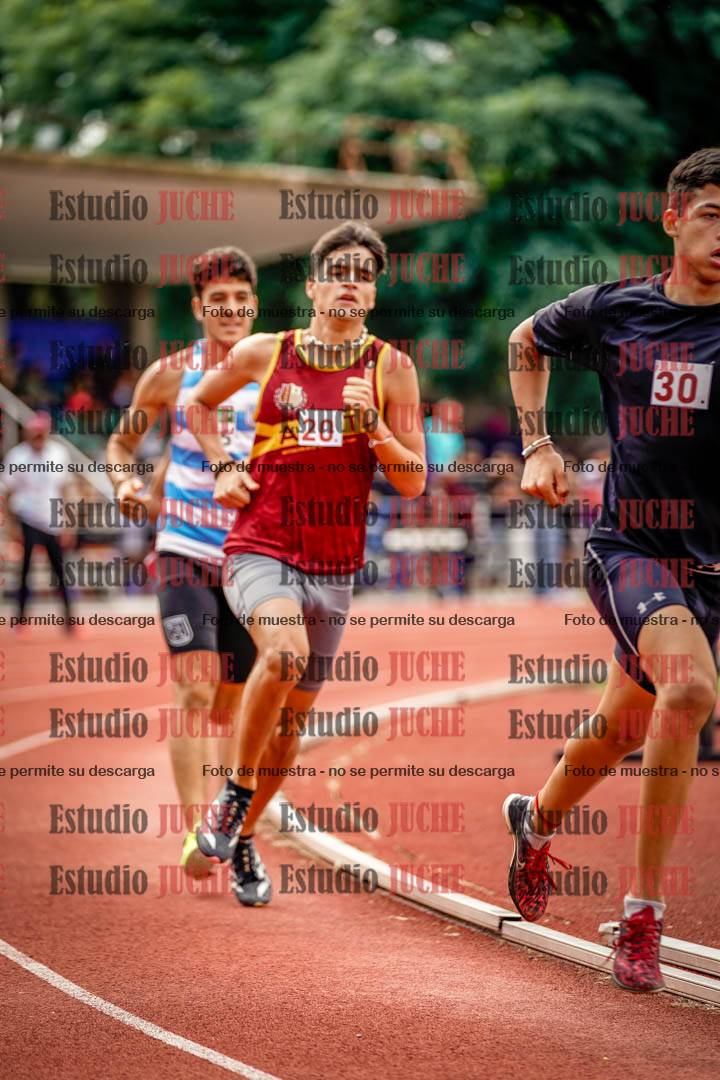 Fotos de los 800 m de varones