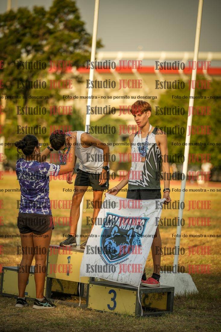Fotos de algunos podios y extras del torneo