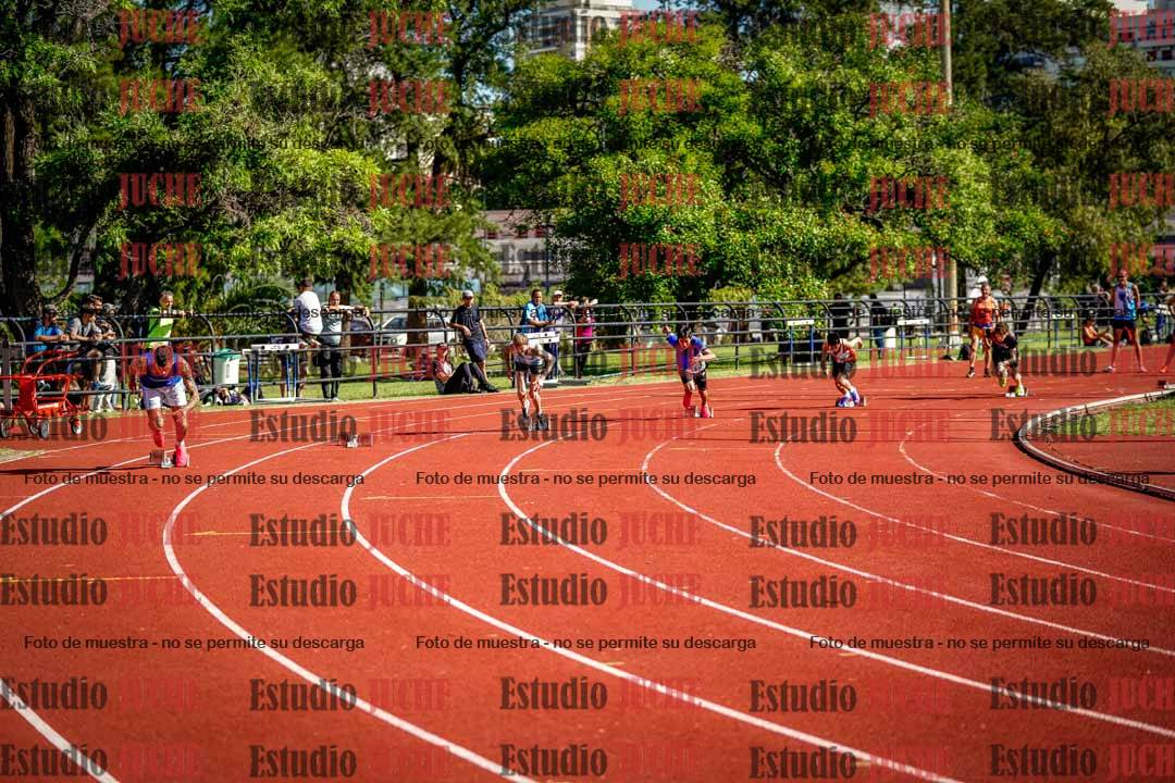 Fotos de los 200 m llanos de varones