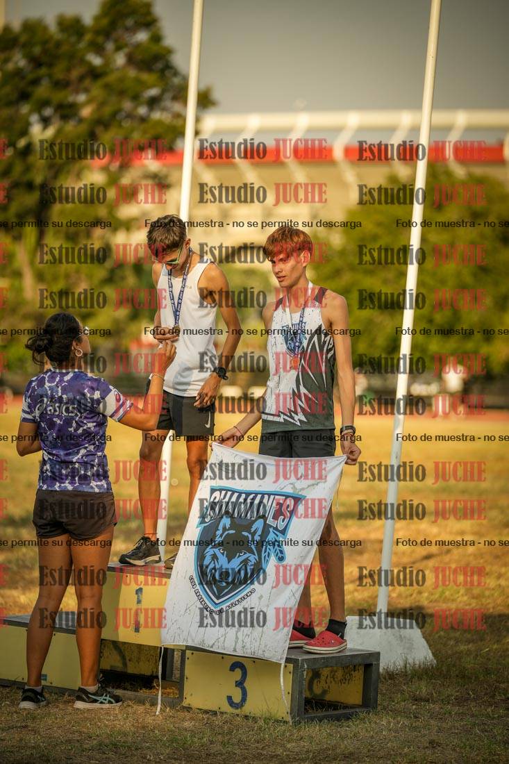 Fotos de algunos podios y extras del torneo