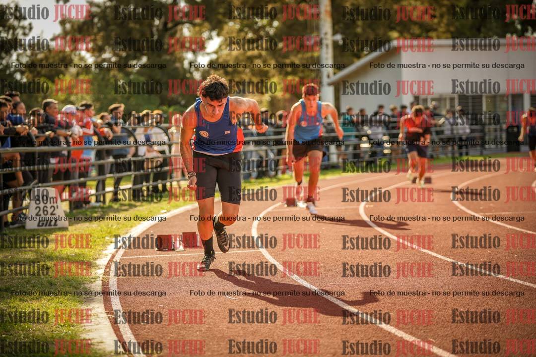 Fotos de los 400 m llanos de varones