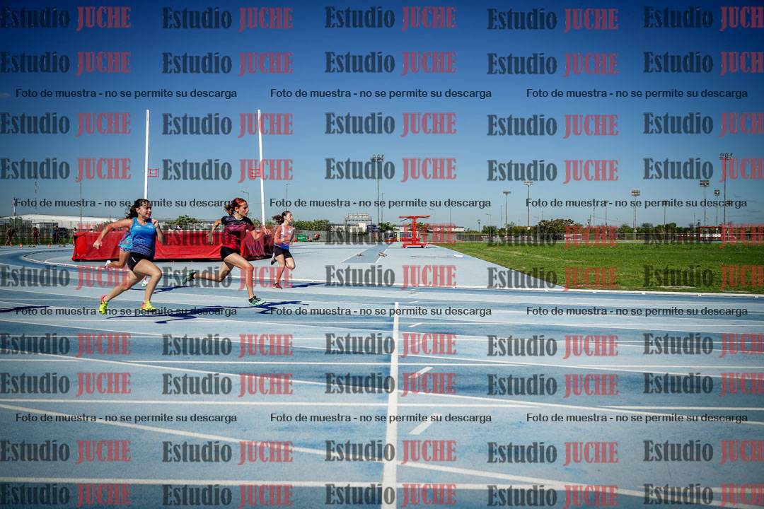 Fotos de los 150 m llanos de mujeres