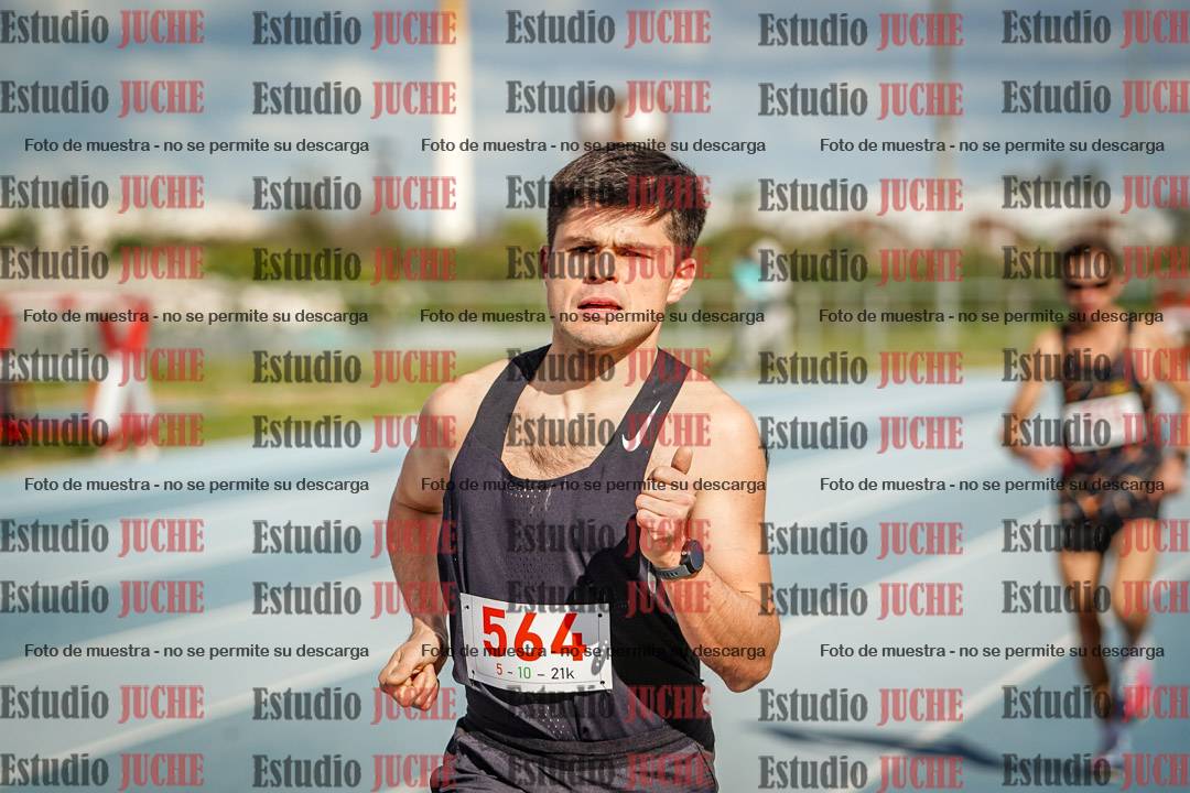 Fotos de los 5000 m llanos de varones