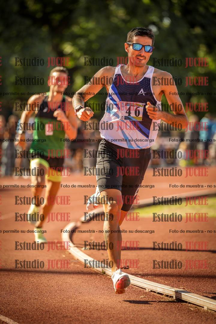 Fotos de los 800 m llanos de varones