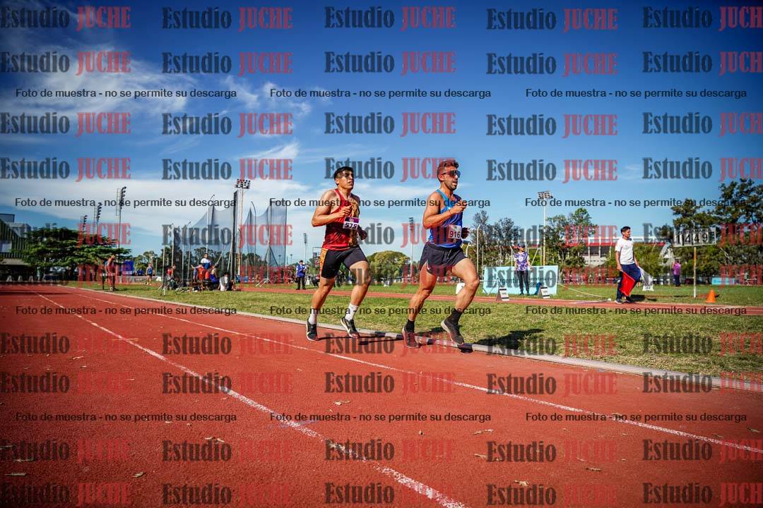 Fotos de los 5000 m llanos de varones