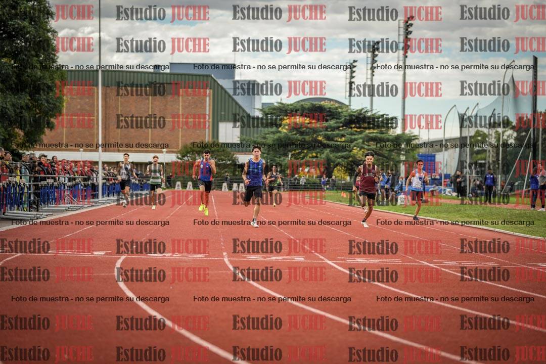 Fotos de los 400 m llanos de varones