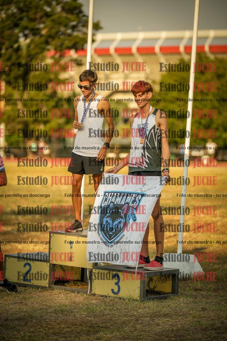 Fotos de algunos podios y extras del torneo