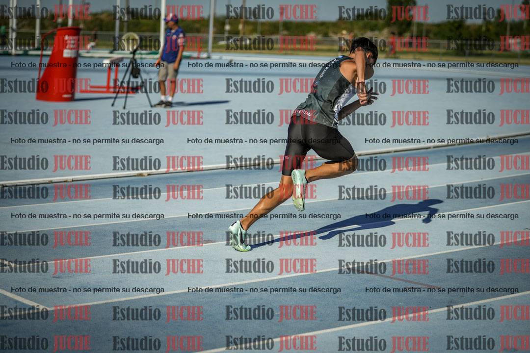 Fotos de los 400 m llanos de varones