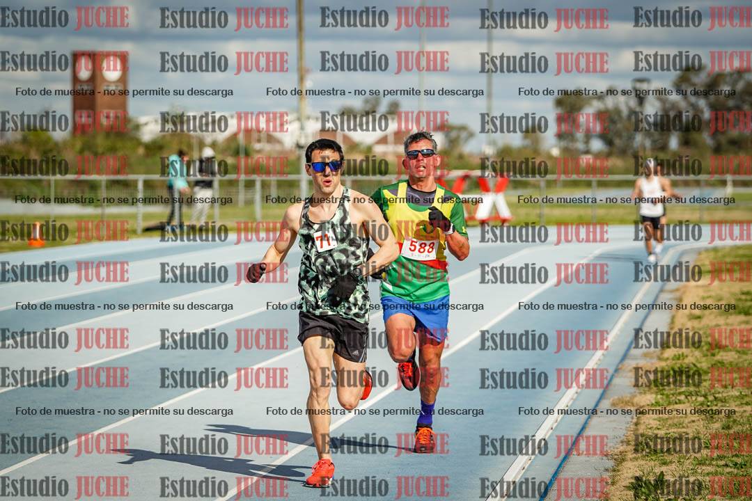 Fotos de los 5000 m llanos de varones