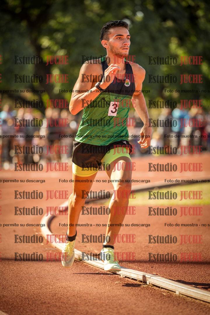 Fotos de los 800 m llanos de varones