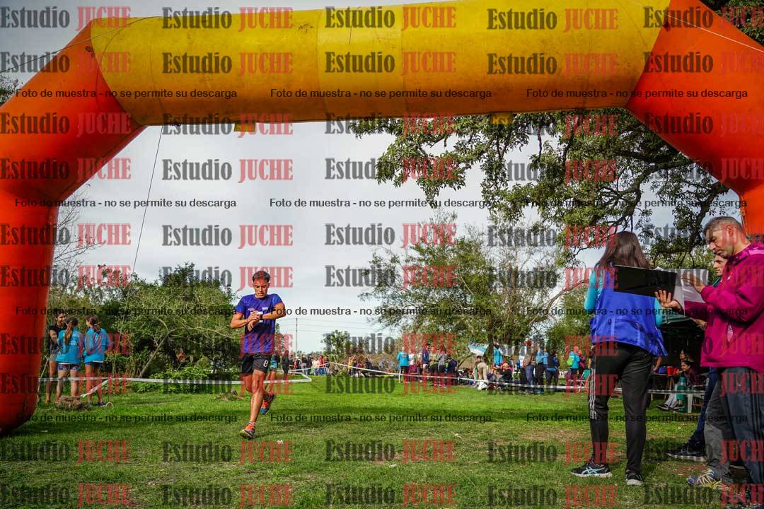 Fotos de la llegada del cross de 8000 m