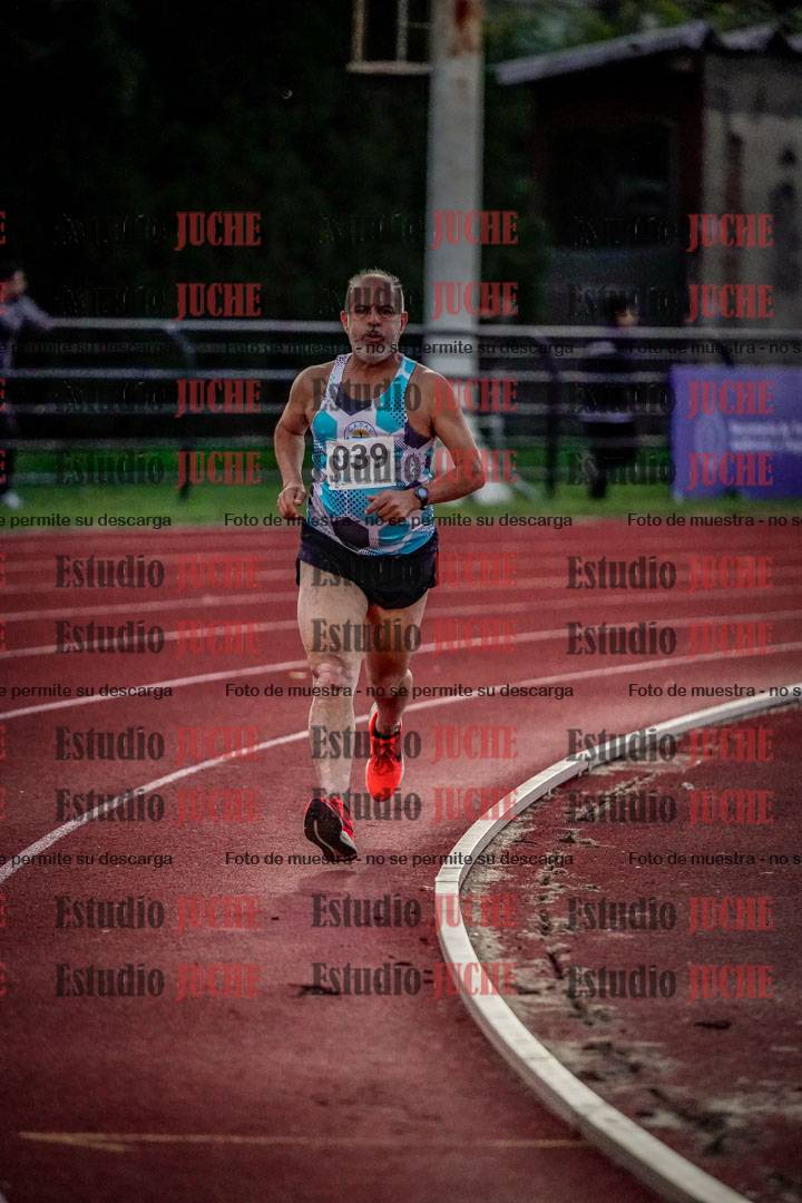 Fotos de los 1500 m llanos de varones