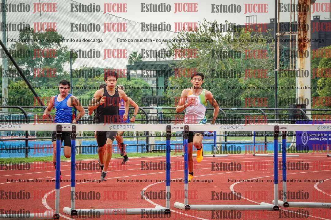 Fotos de los 400 m con vallas de varones