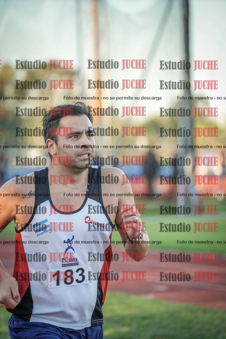 Fotos de los 3000 m llanos de varones