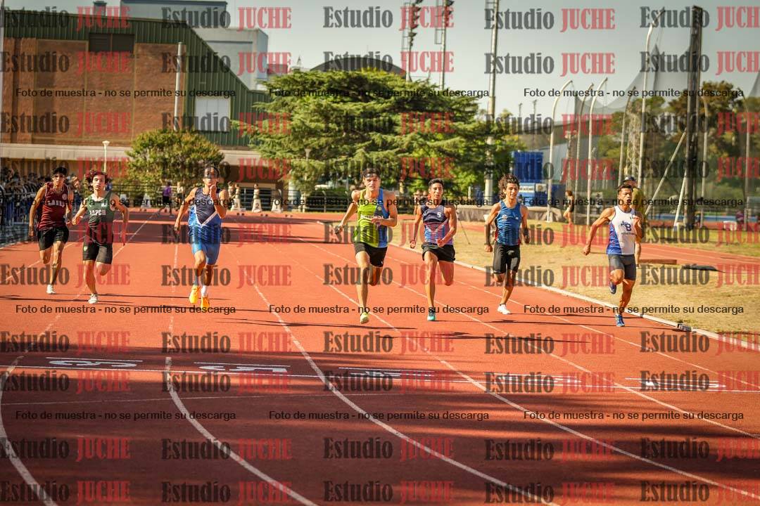 Fotos de los 100 m llanos de varones - FINAL U20