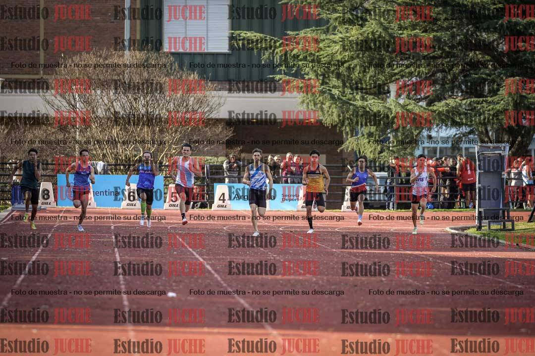 Fotos de los 200 m llanos de varones - FINAL