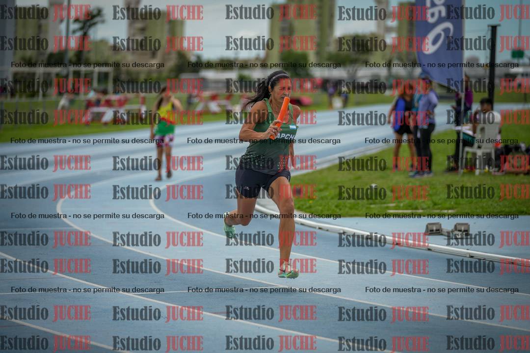 Fotos de las postas 4x200 m llanos de mujeres
