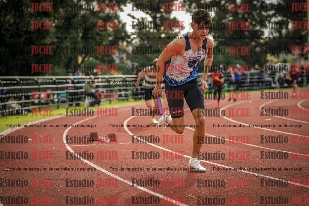 Fotos de las postas 4x400 m llanos de varones