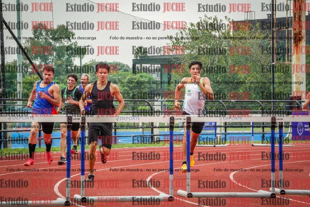 Fotos de los 400 m con vallas de varones