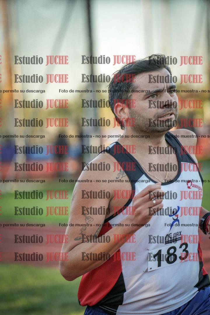 Fotos de los 3000 m llanos de varones