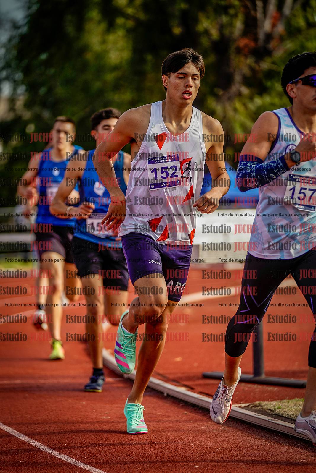 Fotos de los 1500 m llanos de varones - decatlón 10