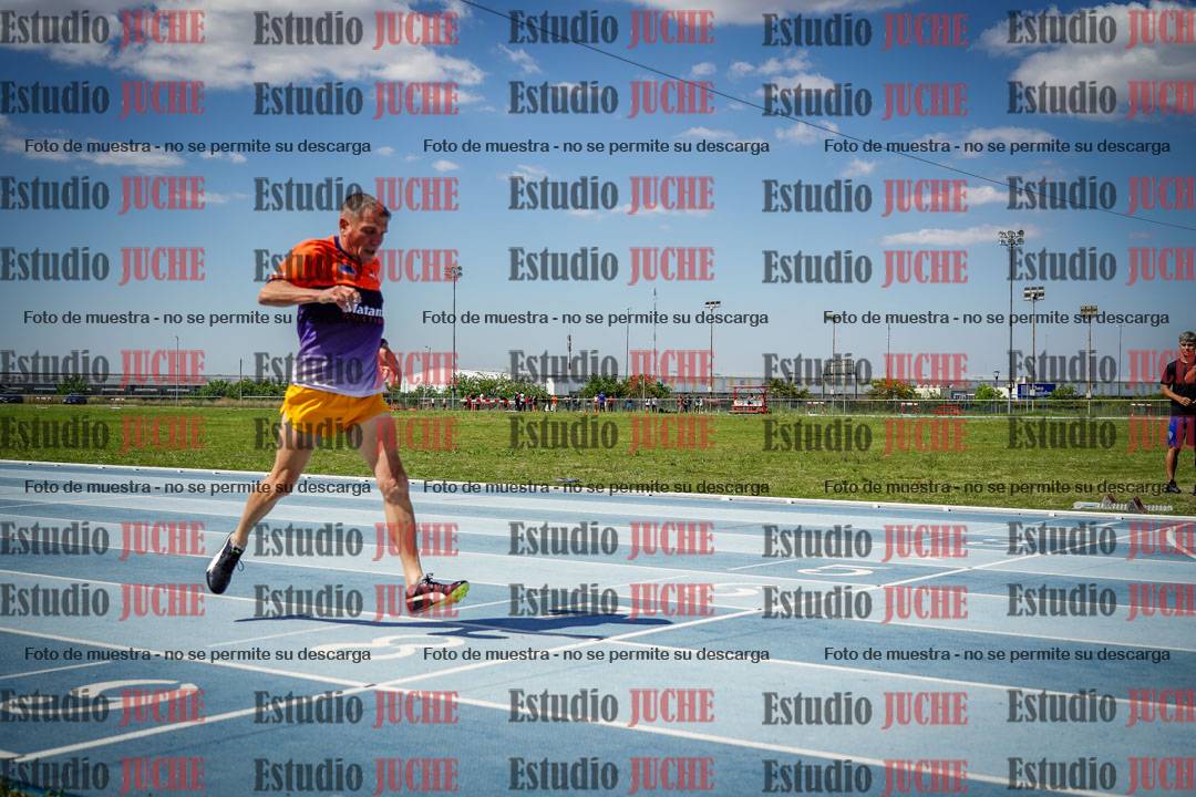 Fotos de los 400 m llanos de varones
