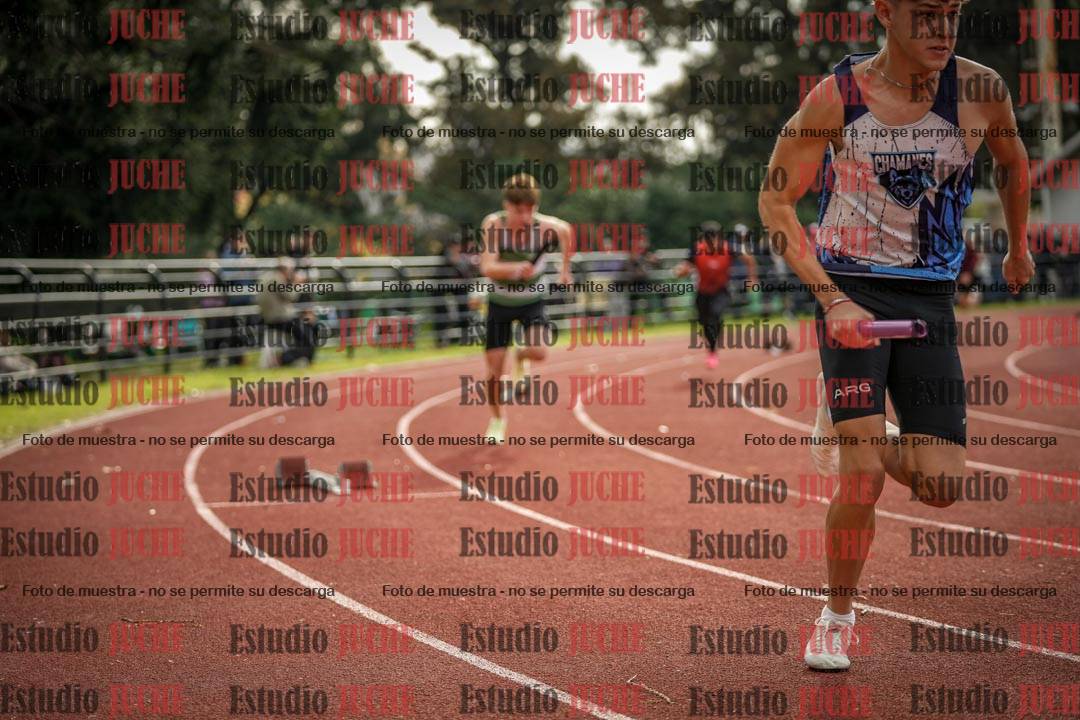 Fotos de las postas 4x400 m llanos de varones