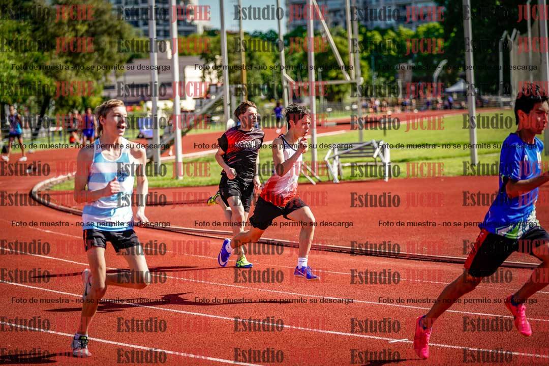Fotos de los 200 m llanos de varones
