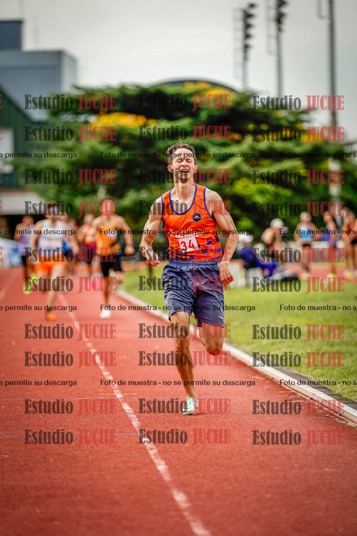 Fotos de los 800 m de varones