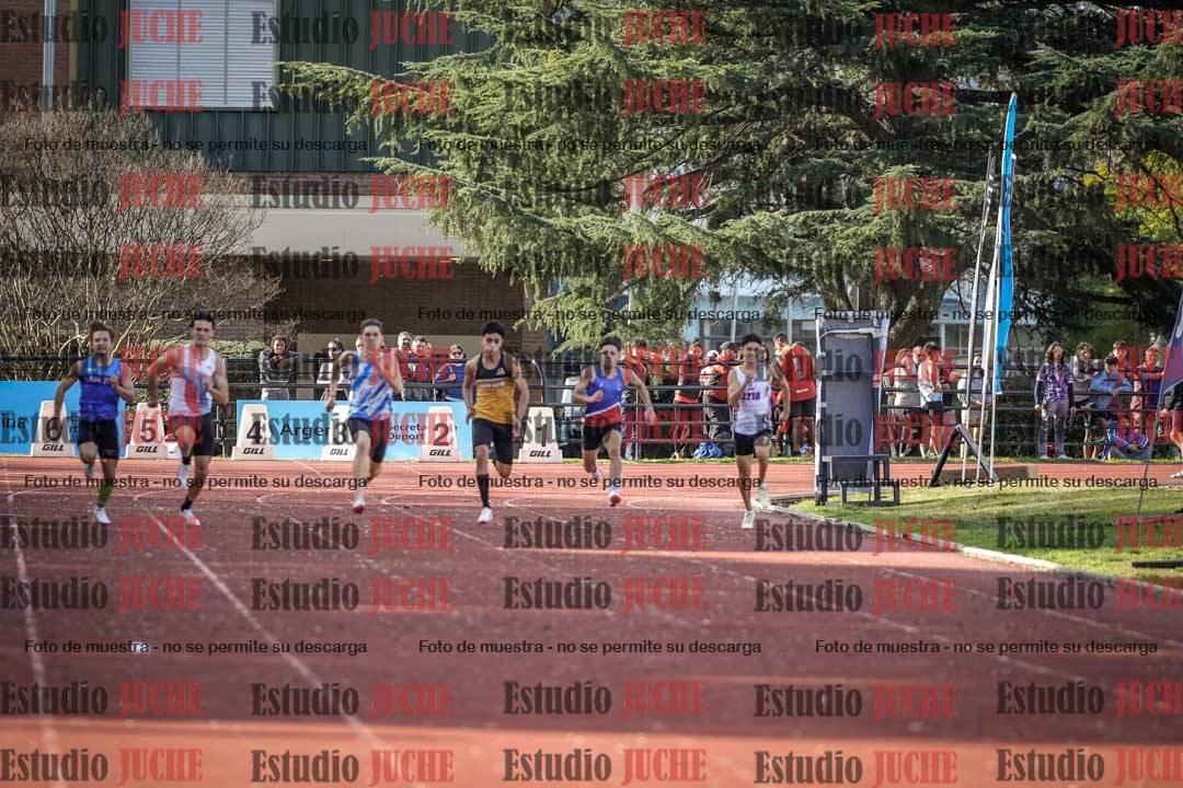 Fotos de los 200 m llanos de varones - FINAL