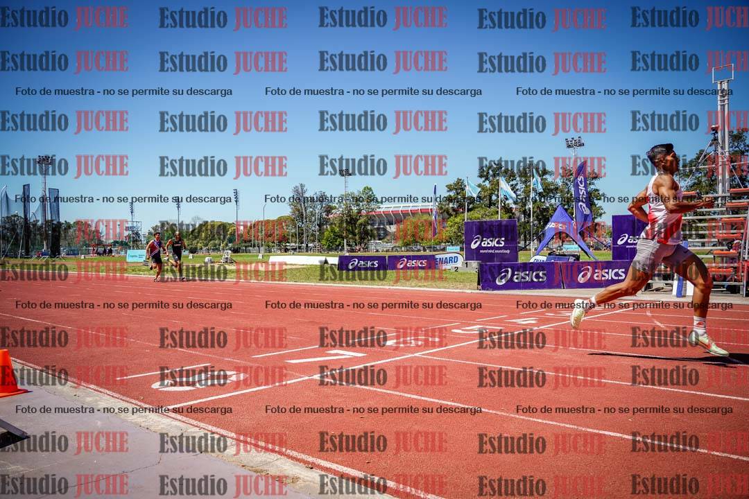 Fotos de los 400 m llanos de varones